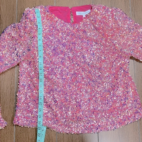 New Endless Rose Sequin Top - Picture 4 of 4